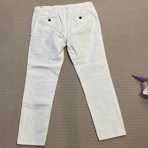 Men’s White Pants - Picture 2 of 3